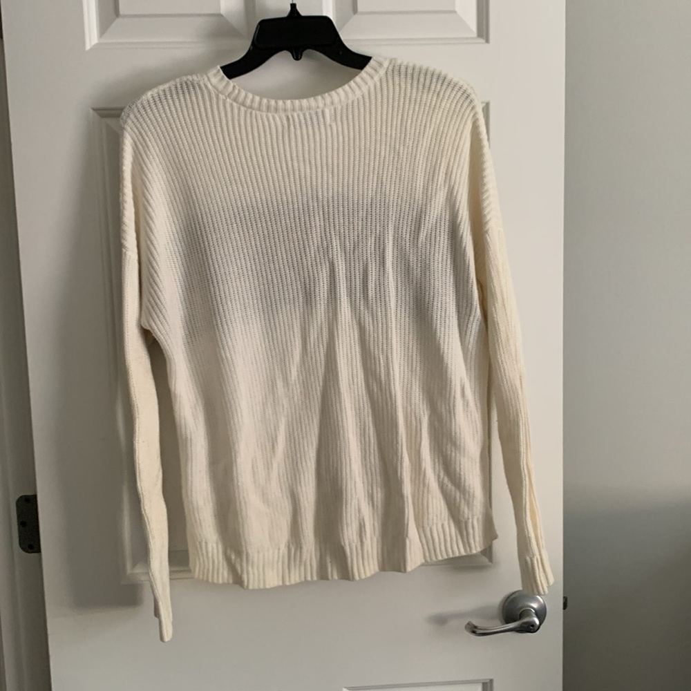 Sweater - Picture 4 of 4